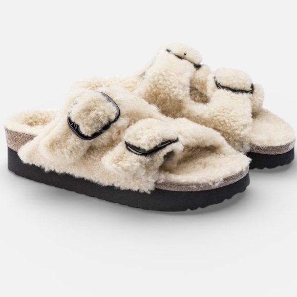 BIRKENSTOCK Papillio Arizona Big Buckle
Shearling in Teddy Eggshell (7-7.5) - Picture 8 of 8